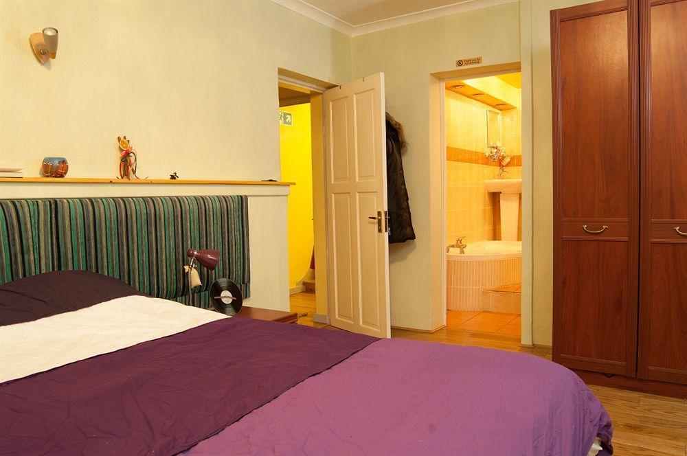 Guest house Surf 4*